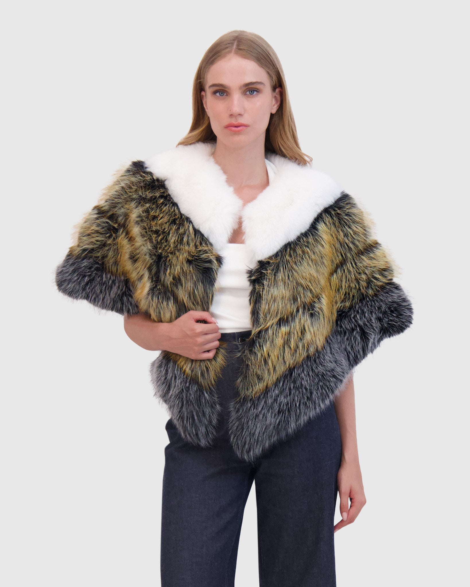 FUR-FREE FOX (FAUX FUR) CAPE