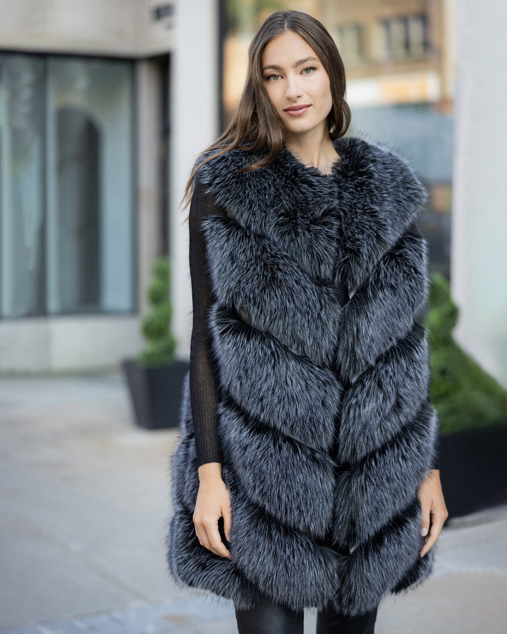FUR-FREE FOX (FAUX FUR) VEST