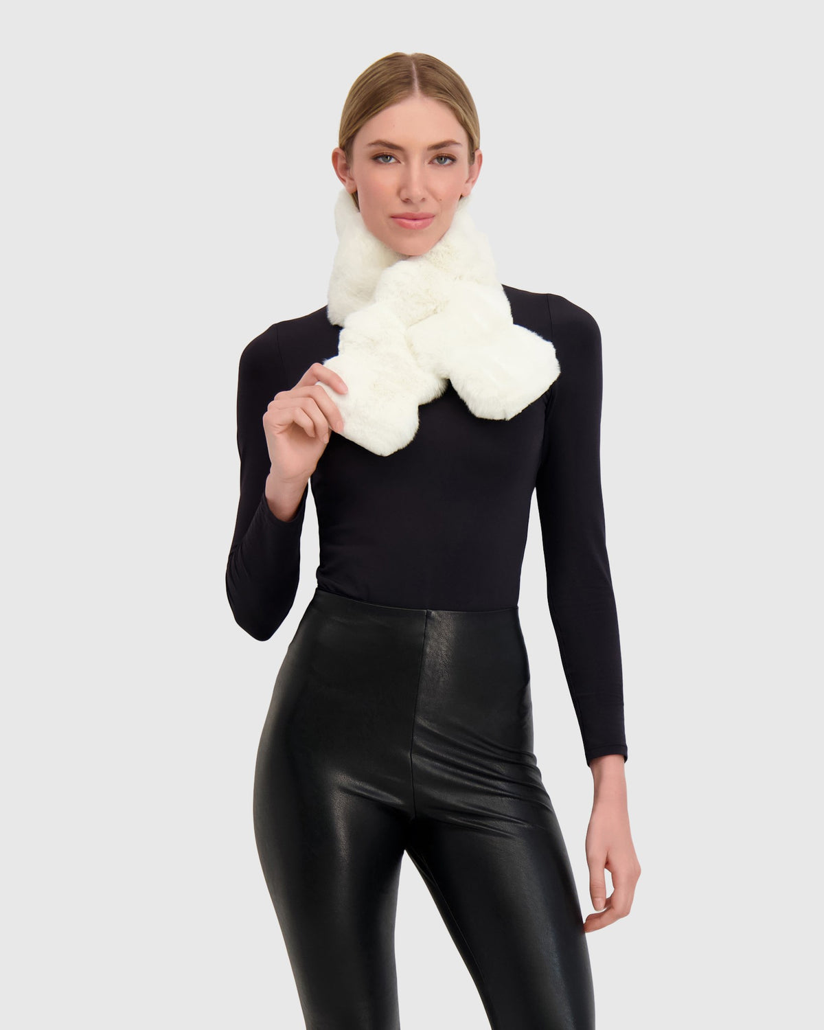 FUR-FREE CHINCHILLA (FAUX FUR) PULL THROUGH SCARF