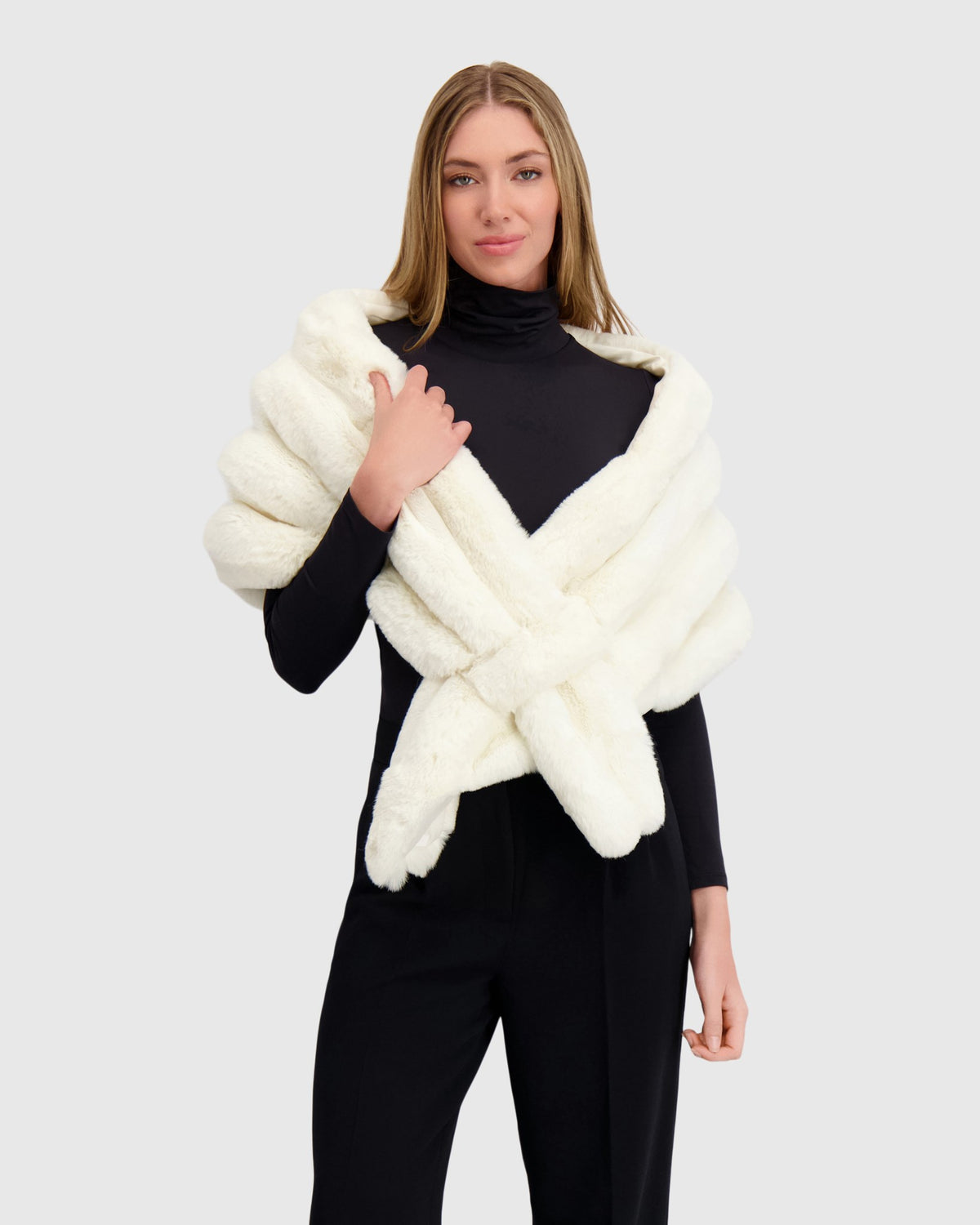 FUR-FREE CHINCHILLA (FAUX FUR) STOLE