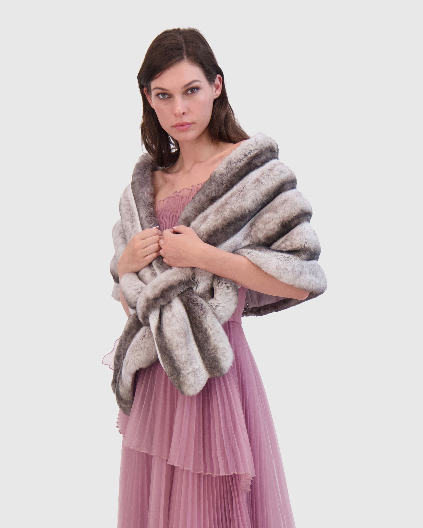 FUR-FREE CHINCHILLA (FAUX FUR) STOLE