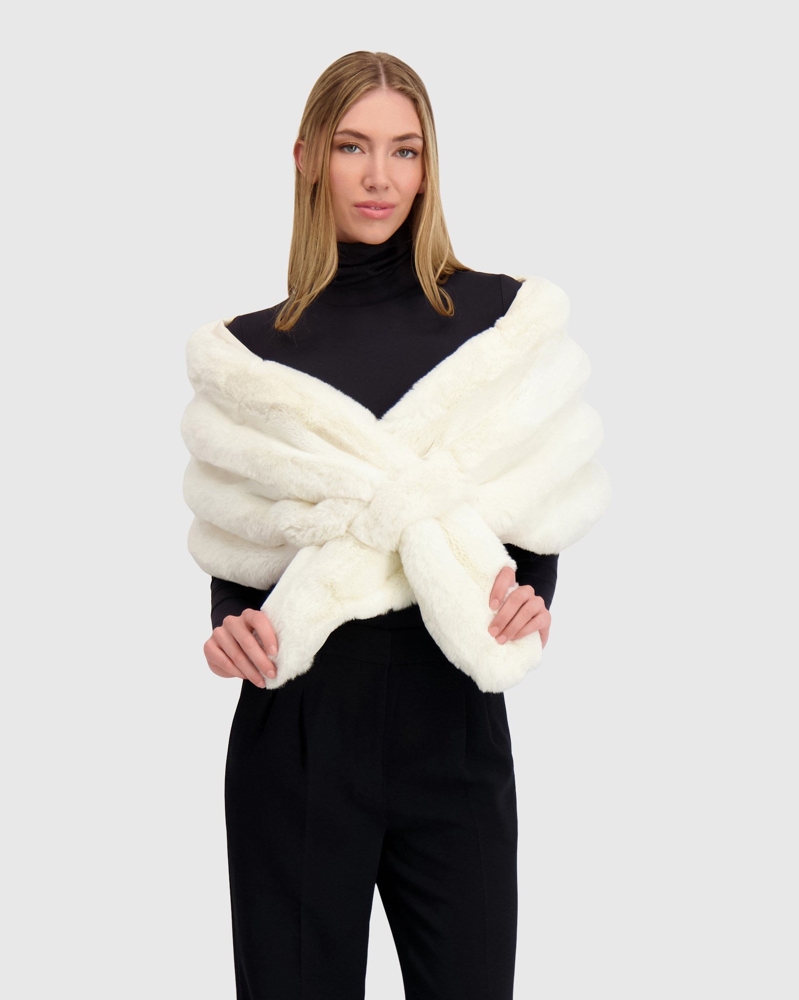 FUR-FREE CHINCHILLA (FAUX FUR) STOLE