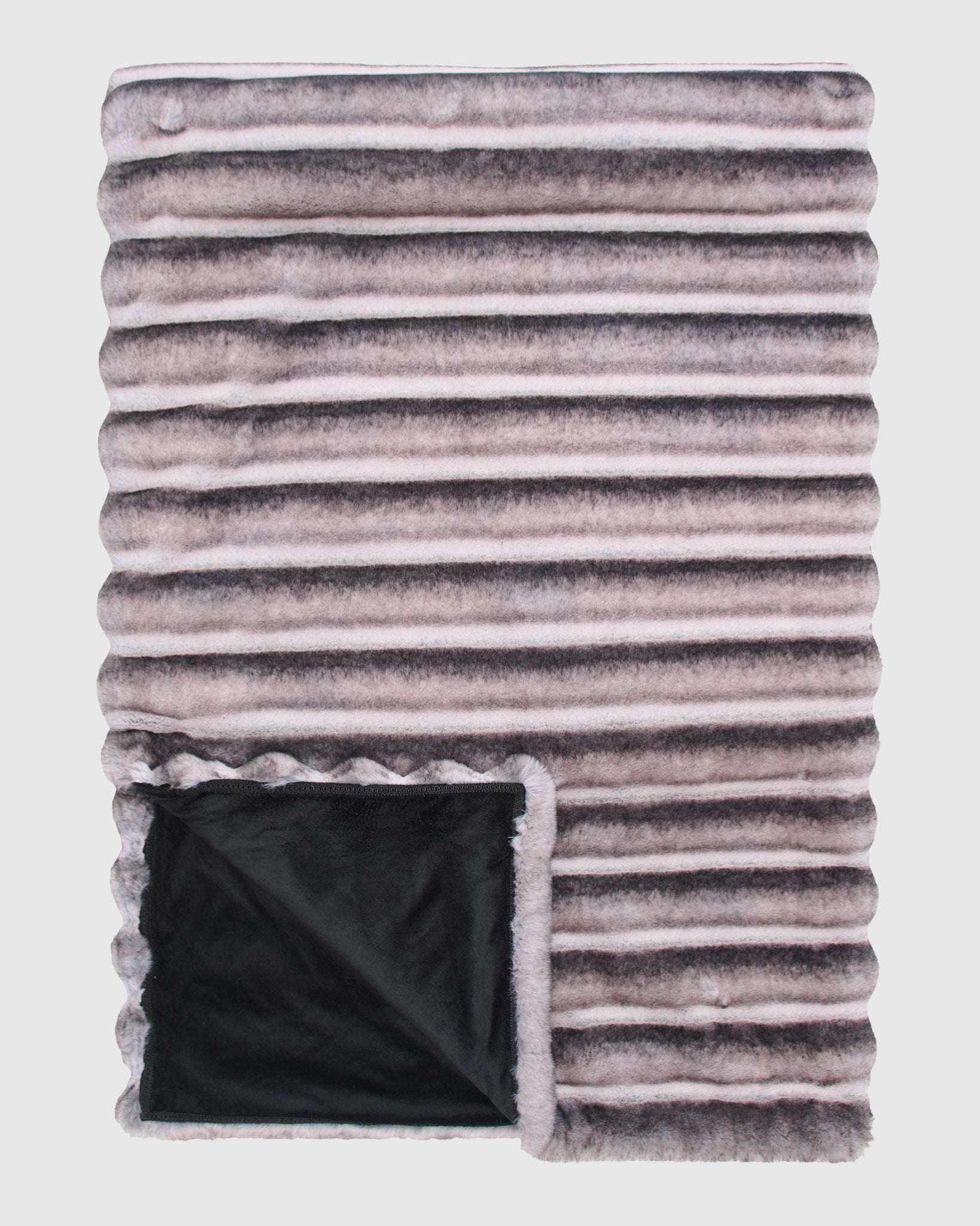 FUR-FREE CHINCHILLA (FAUX FUR) THROW