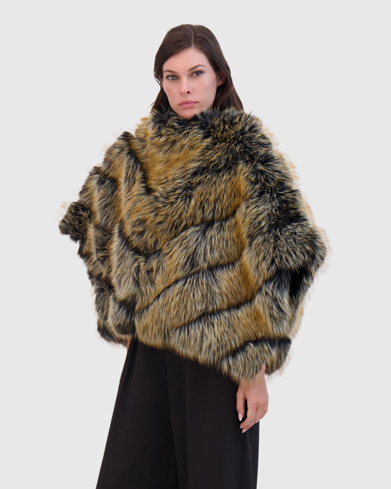 FUR-FREE FOX (FAUX FUR) CAPE