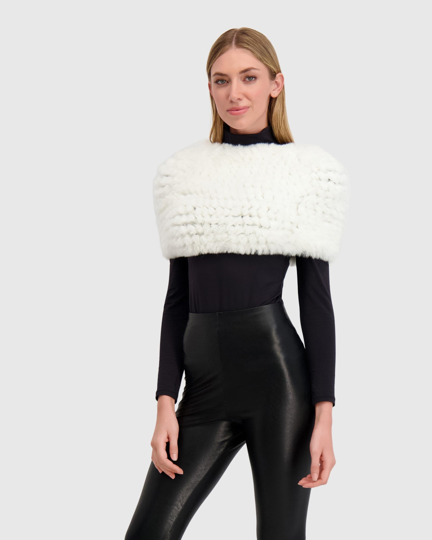 FUR-FREE REX RABBIT (FAUX FUR) KNIT COWL