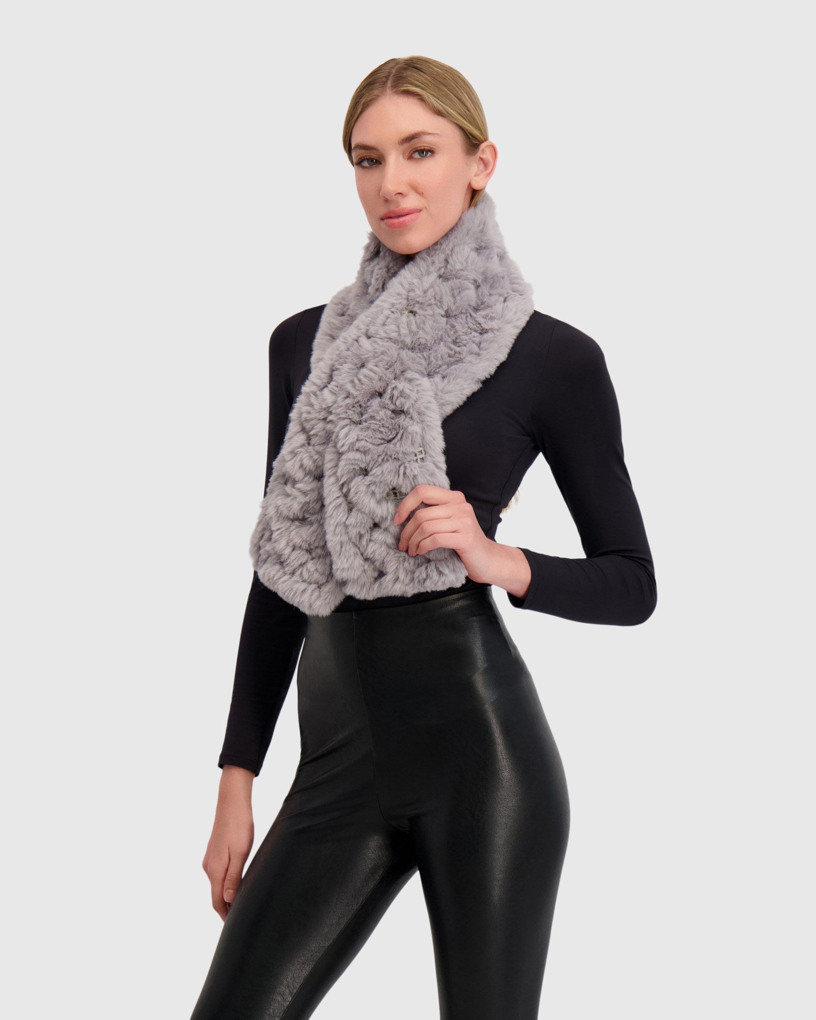 FUR-FREE REX RABBIT (FAUX FUR) KNIT PULL THROUGH SCARF