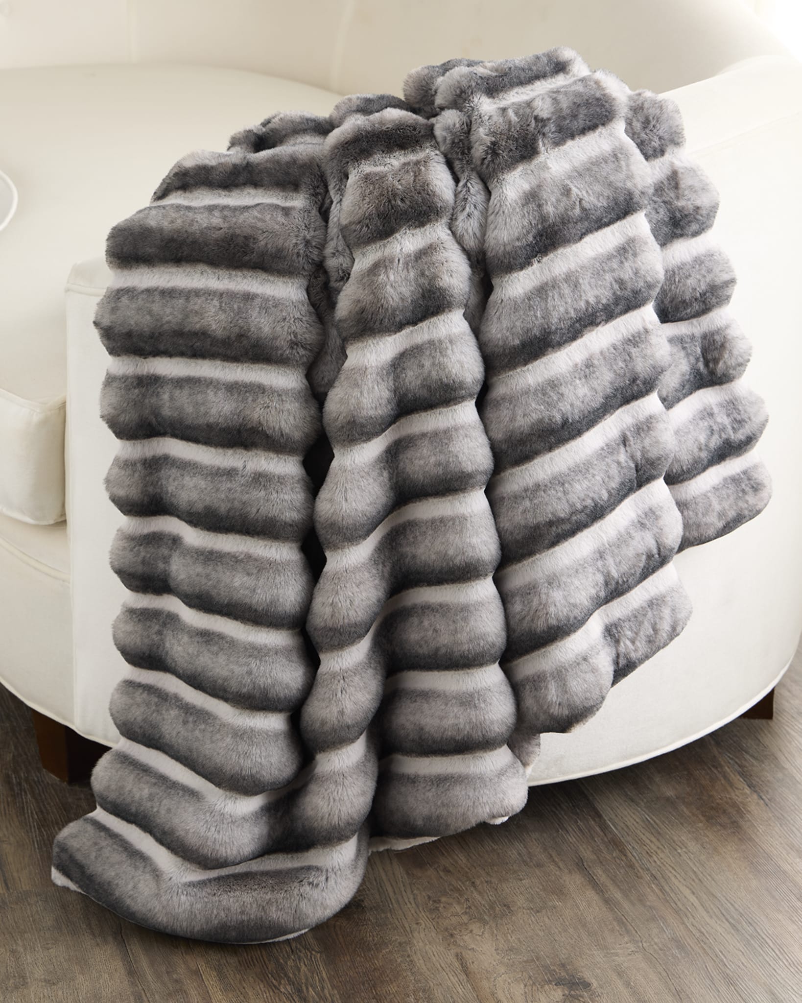 FUR-FREE CHINCHILLA (FAUX FUR) THROW