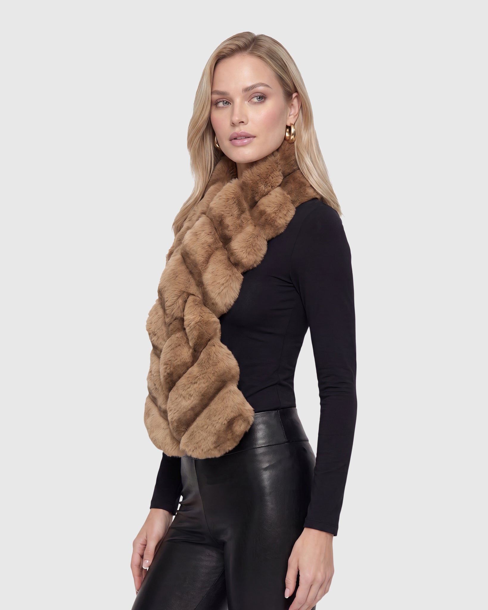 FUR-FREE CHINCHILLA (FAUX FUR) PULL THROUGH SCARF