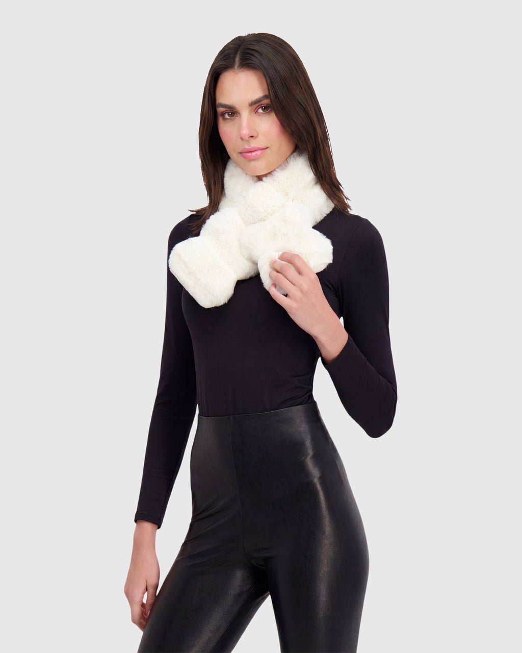FUR-FREE CHINCHILLA (FAUX FUR) PULL THROUGH SCARF