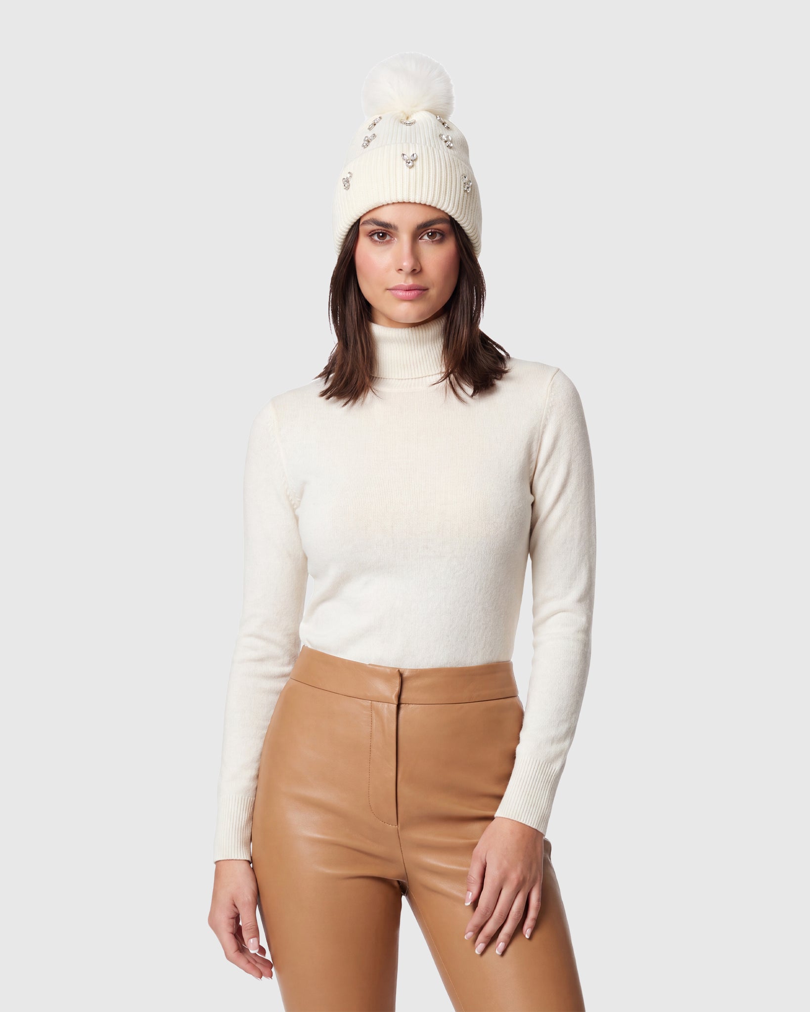 KNIT BEANIE HAT WITH FUR-FREE FOX (FAUX FUR) POMPOM