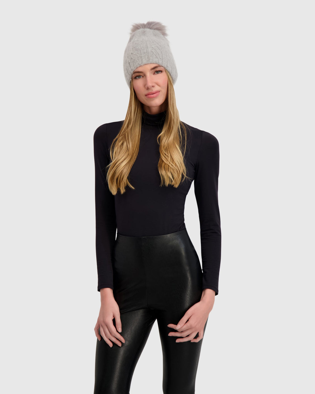 KNIT BEANIE HAT WITH FUR-FREE FOX (FAUX FUR) POMPOM - GRAY/GRAY