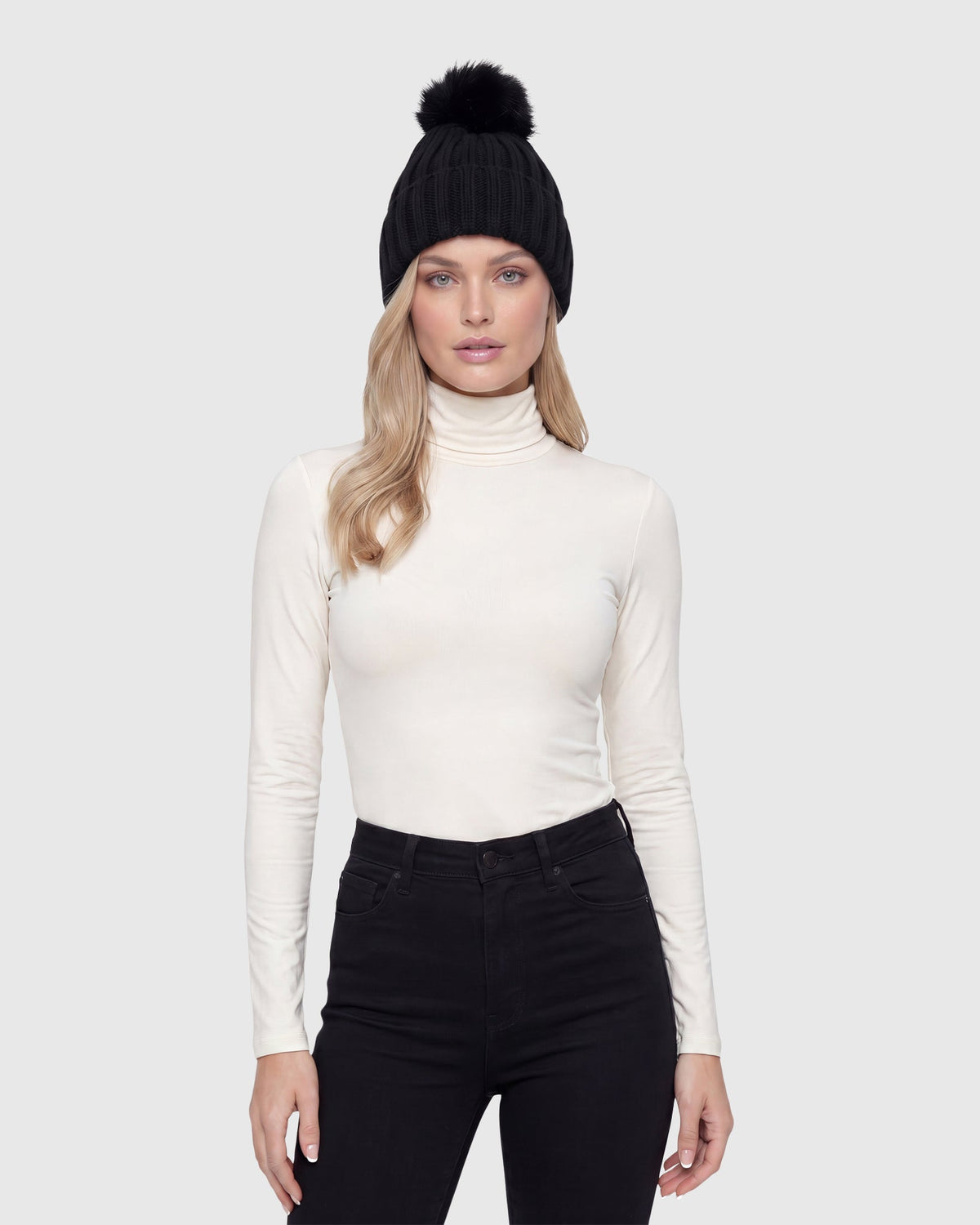 KNIT BEANIE HAT WITH FUR-FREE FOX (FAUX FUR) POMPOM - BLACK/BLACK