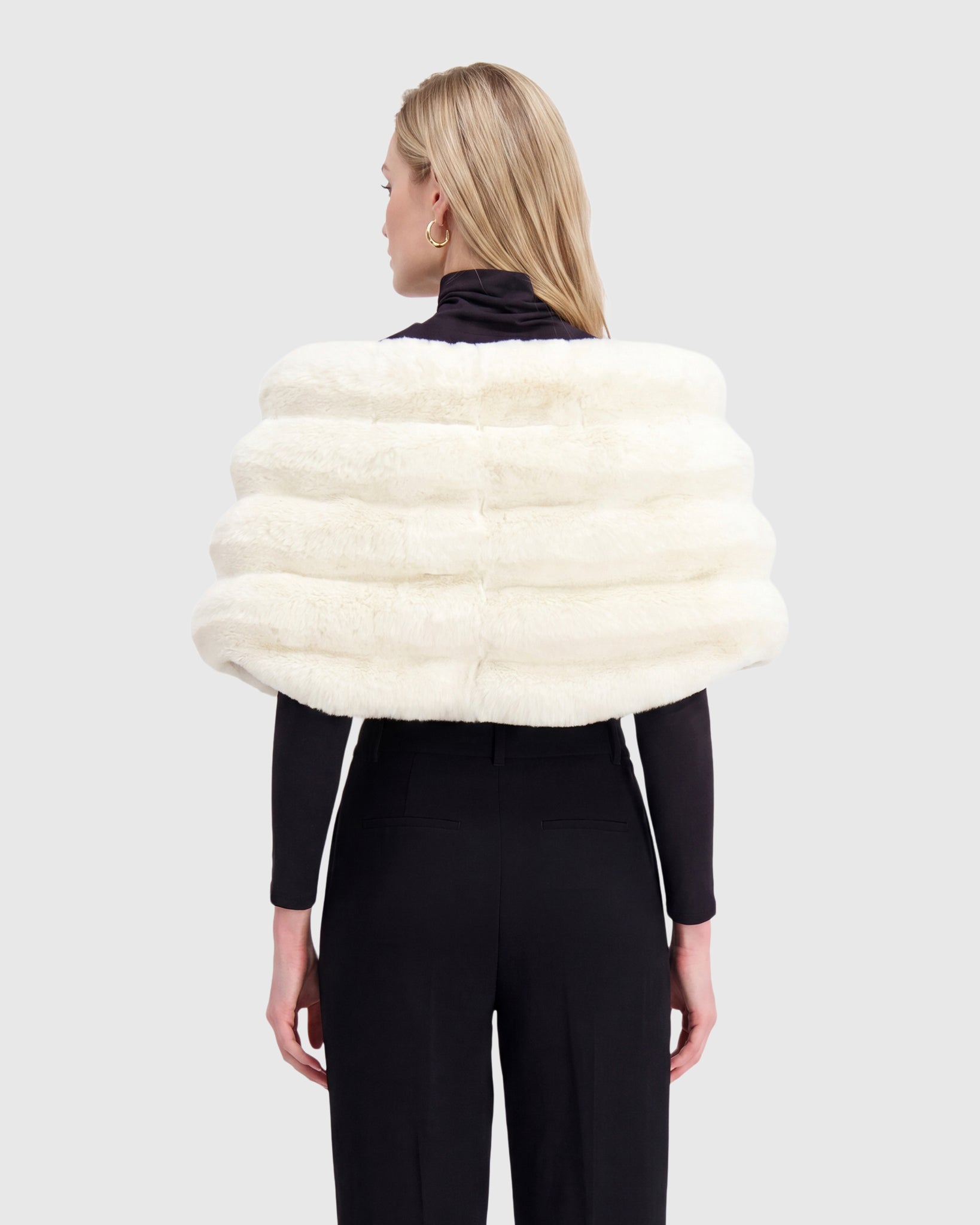 FUR-FREE CHINCHILLA (FAUX FUR) STOLE