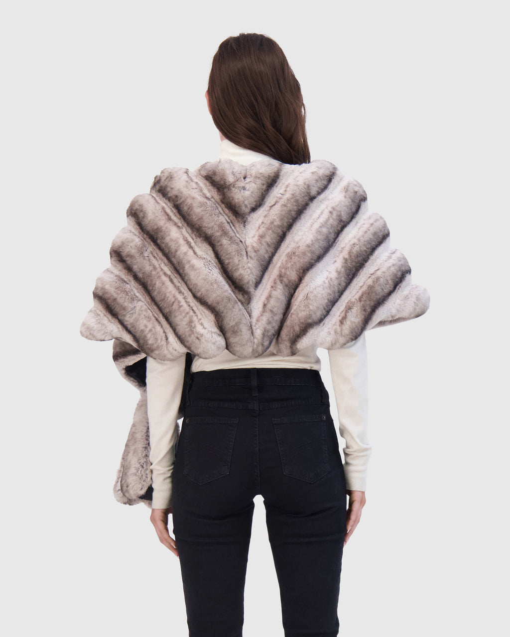 FUR-FREE CHINCHILLA (FAUX FUR) STOLE