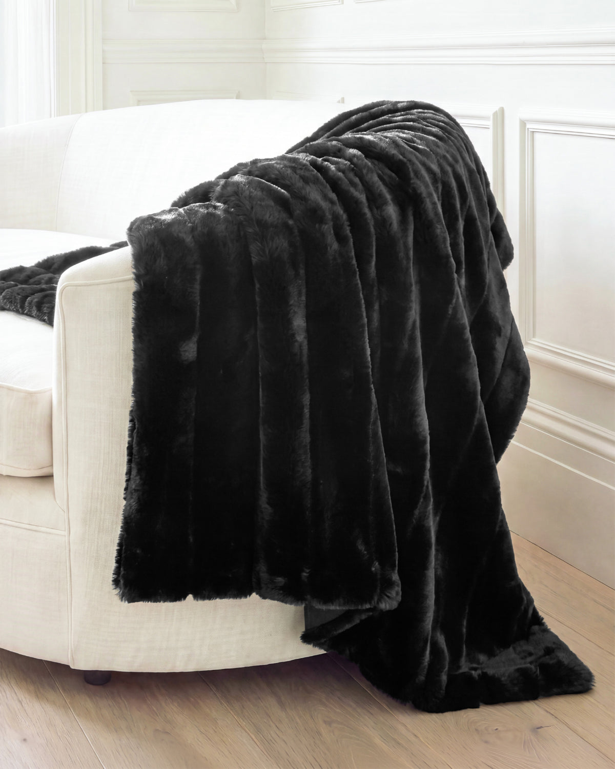 FUR-FREE REX RABBIT (FAUX FUR) THROW - BLACK