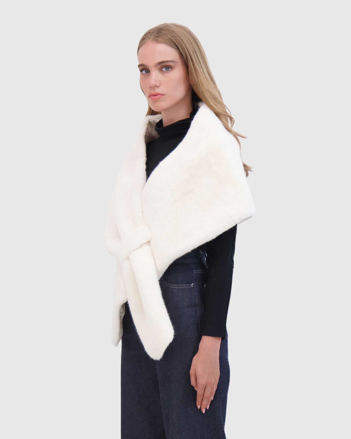 FUR-FREE MINK (FAUX FUR) STOLE - WHITE