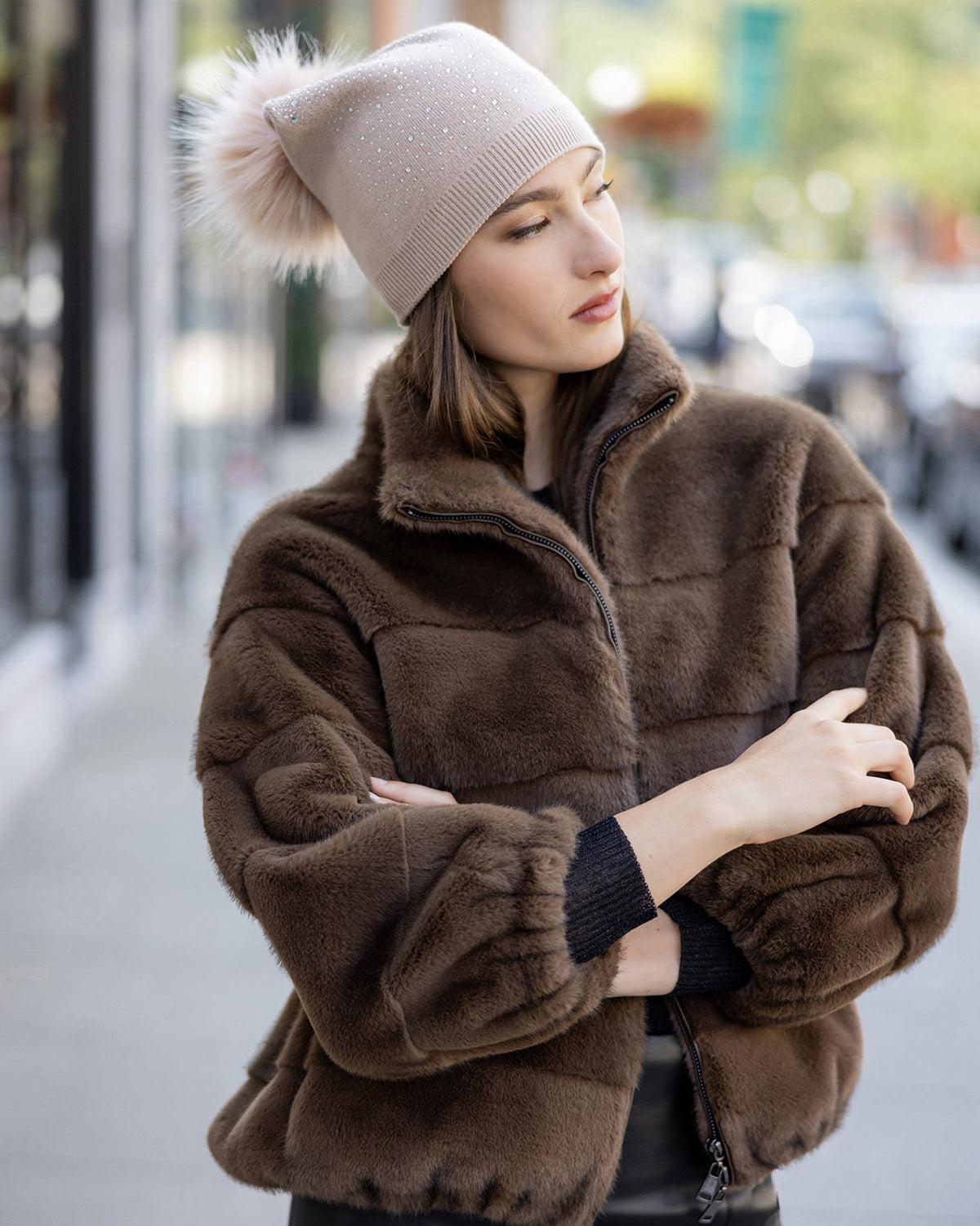 KNIT BEANIE HAT WITH FUR-FREE FOX (FAUX FUR) POMPOM - BEIGE/BEIGE