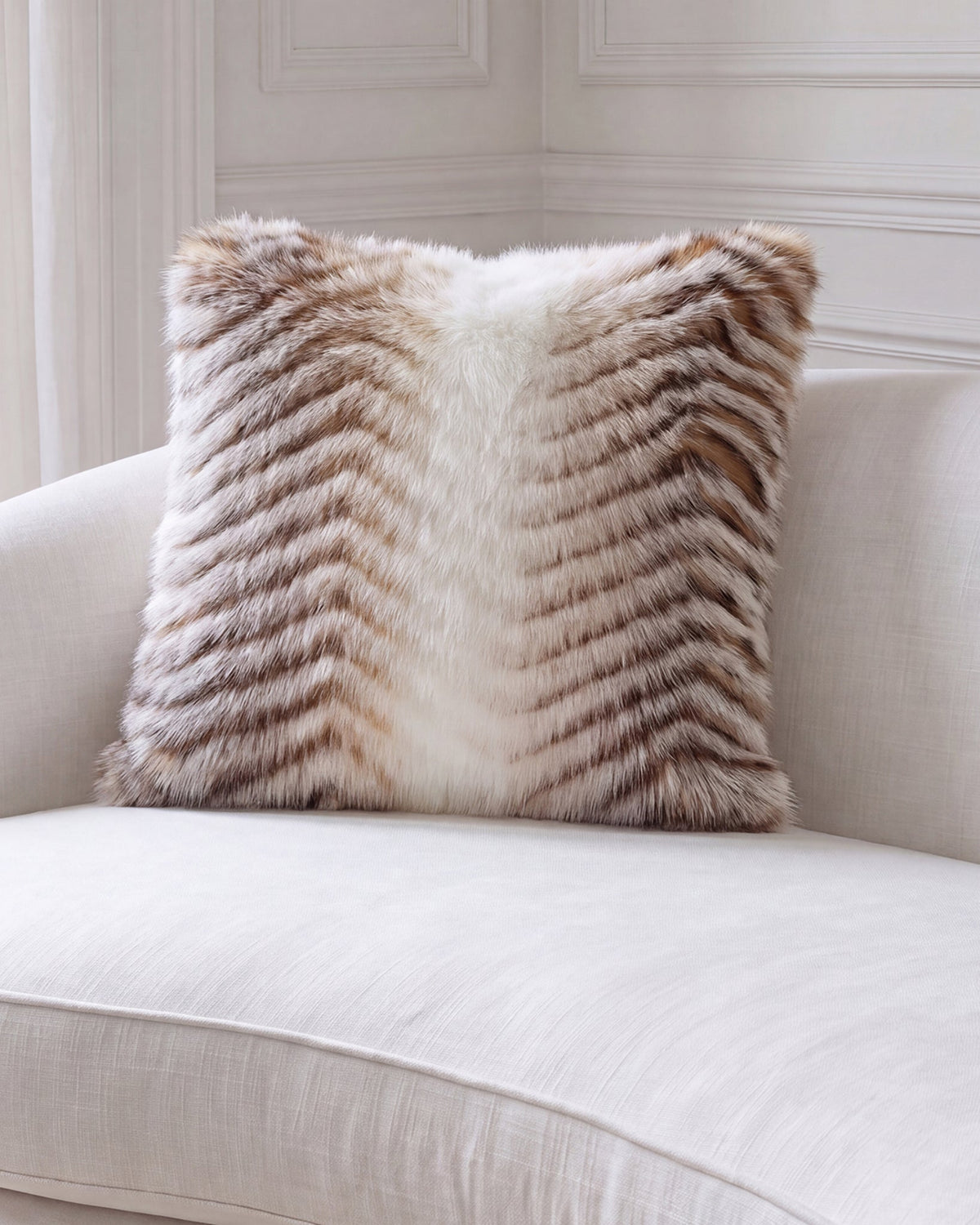 FUR-FREE FOX (FAUX FUR) PILLOW - BROWN/BEIGE