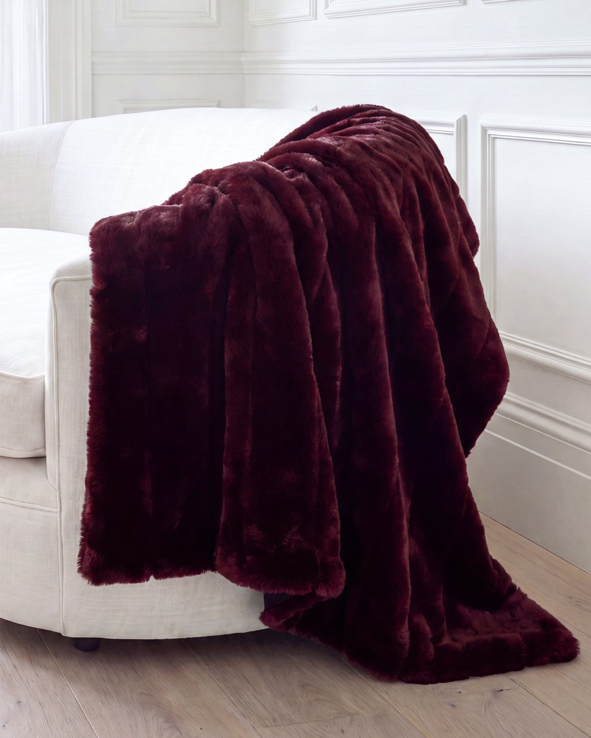FUR-FREE MINK (FAUX FUR) THROW - BURGUNDY TIE-DYE
