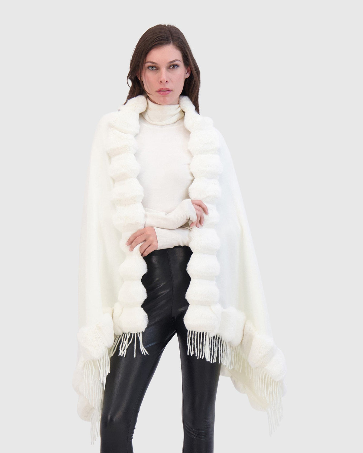 CASHMERE & WOOL BLEND CAPE WITH FUR-FREE CHINCHILLA (FAUX FUR) TRIM) - WHITE/WHITE CHINCH