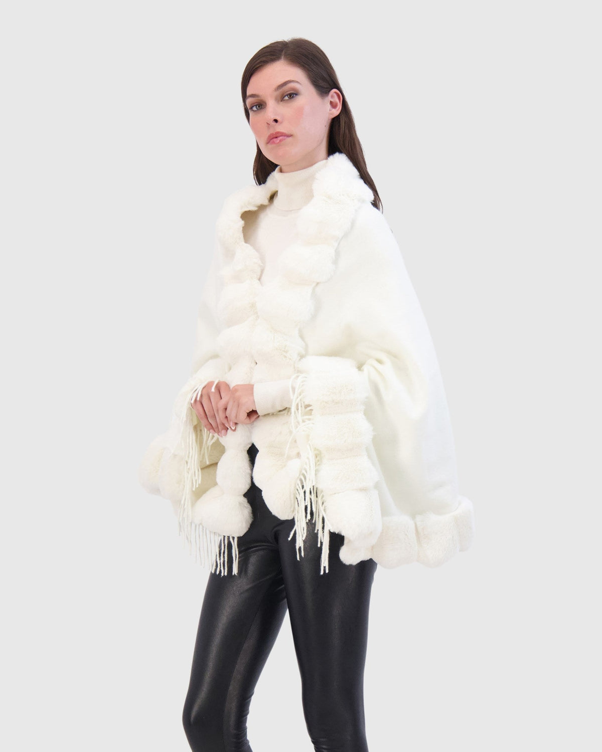 CASHMERE & WOOL BLEND CAPE WITH FUR-FREE CHINCHILLA (FAUX FUR) TRIM) - WHITE/WHITE CHINCH