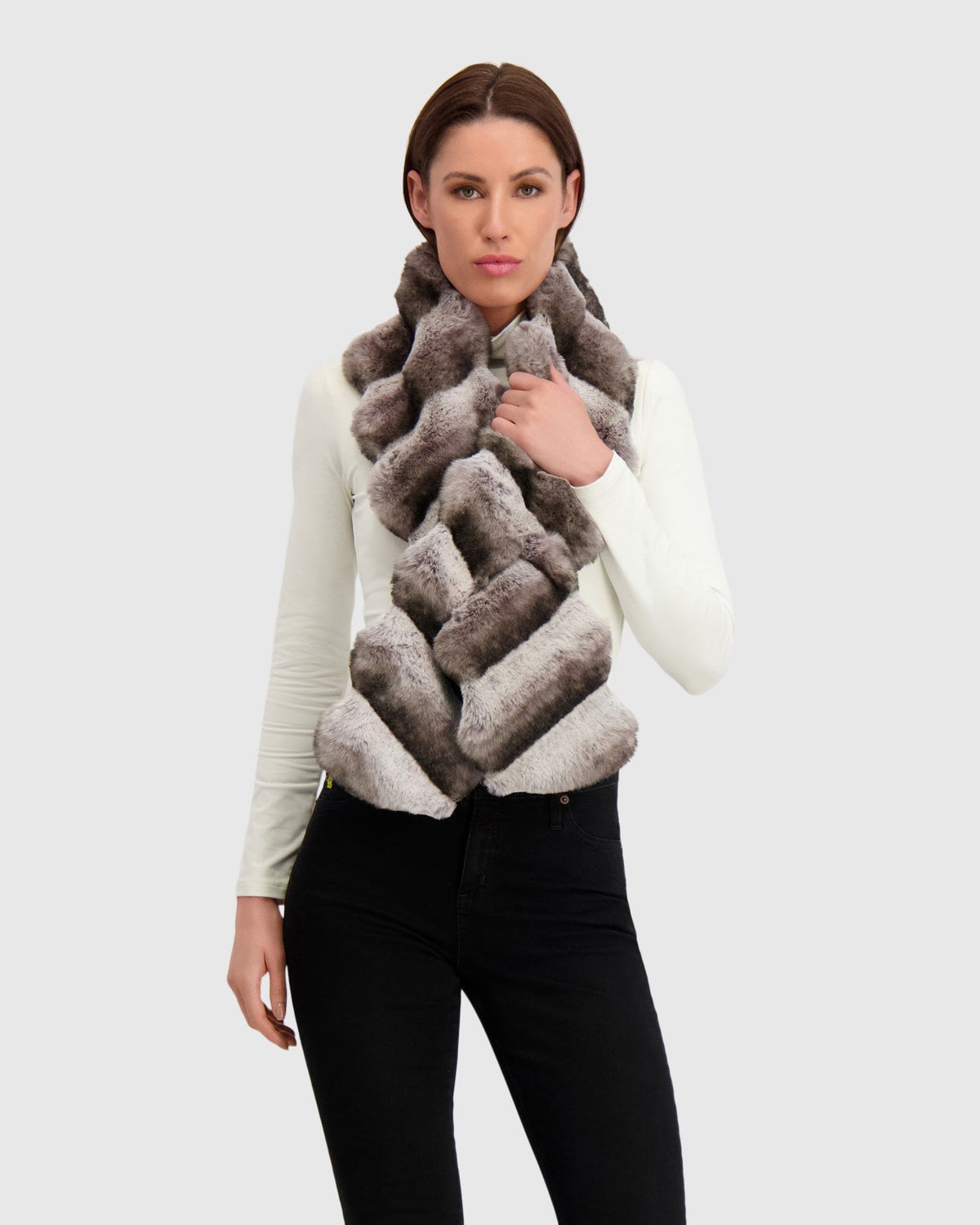 FUR-FREE CHINCHILLA (FAUX FUR) PULL THROUGH SCARF - GRAY CHINCH