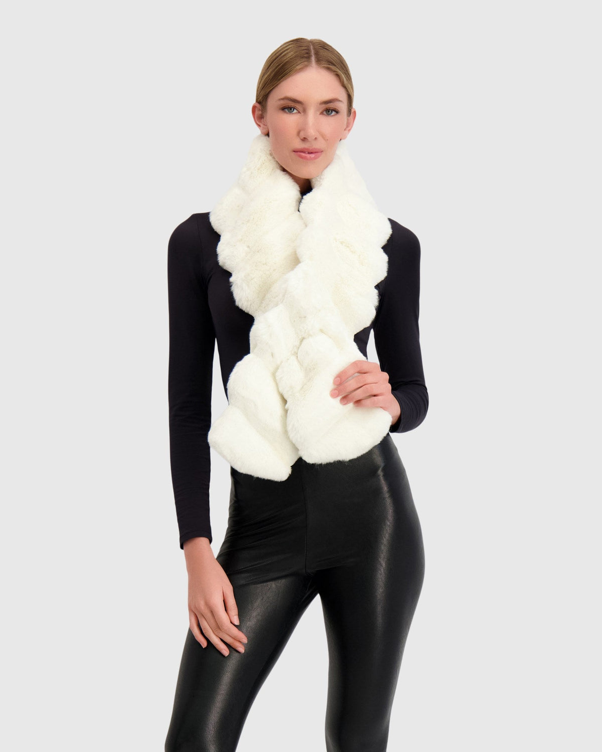 FUR-FREE CHINCHILLA (FAUX FUR) PULL THROUGH SCARF - WHITE CHINCH
