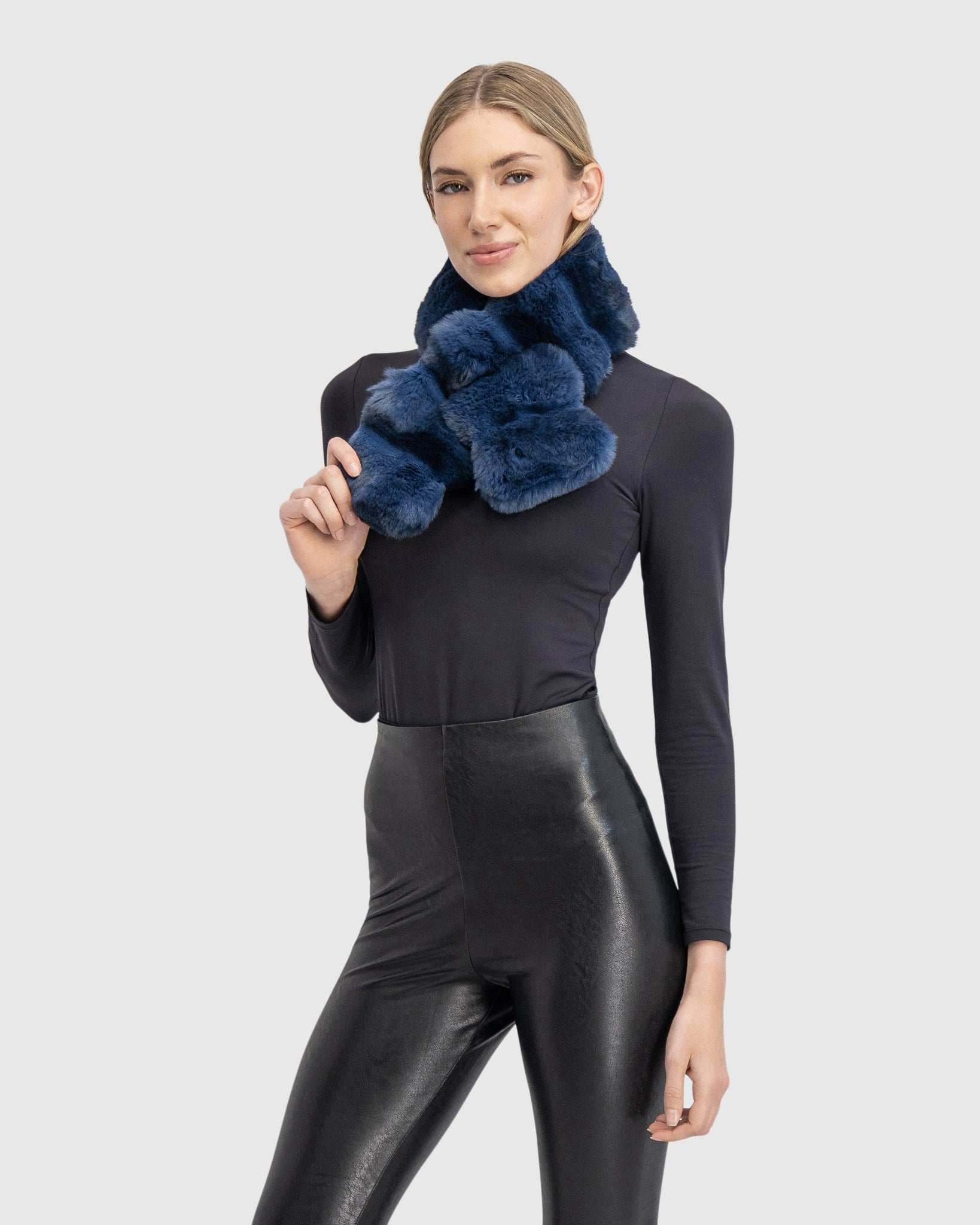 FUR-FREE CHINCHILLA (FAUX FUR) PULL THROUGH SCARF