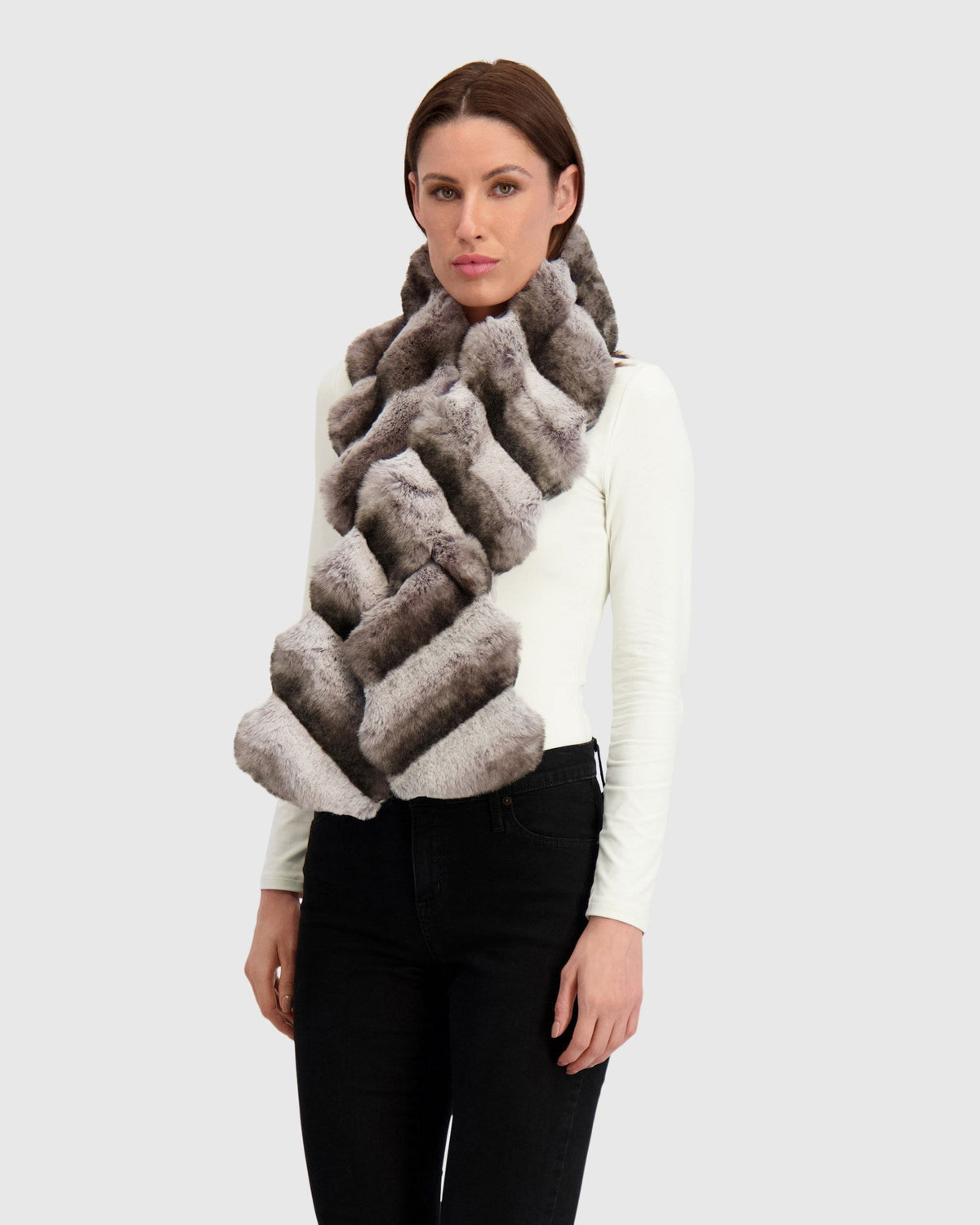 FUR-FREE CHINCHILLA (FAUX FUR) PULL THROUGH SCARF - GRAY CHINCH