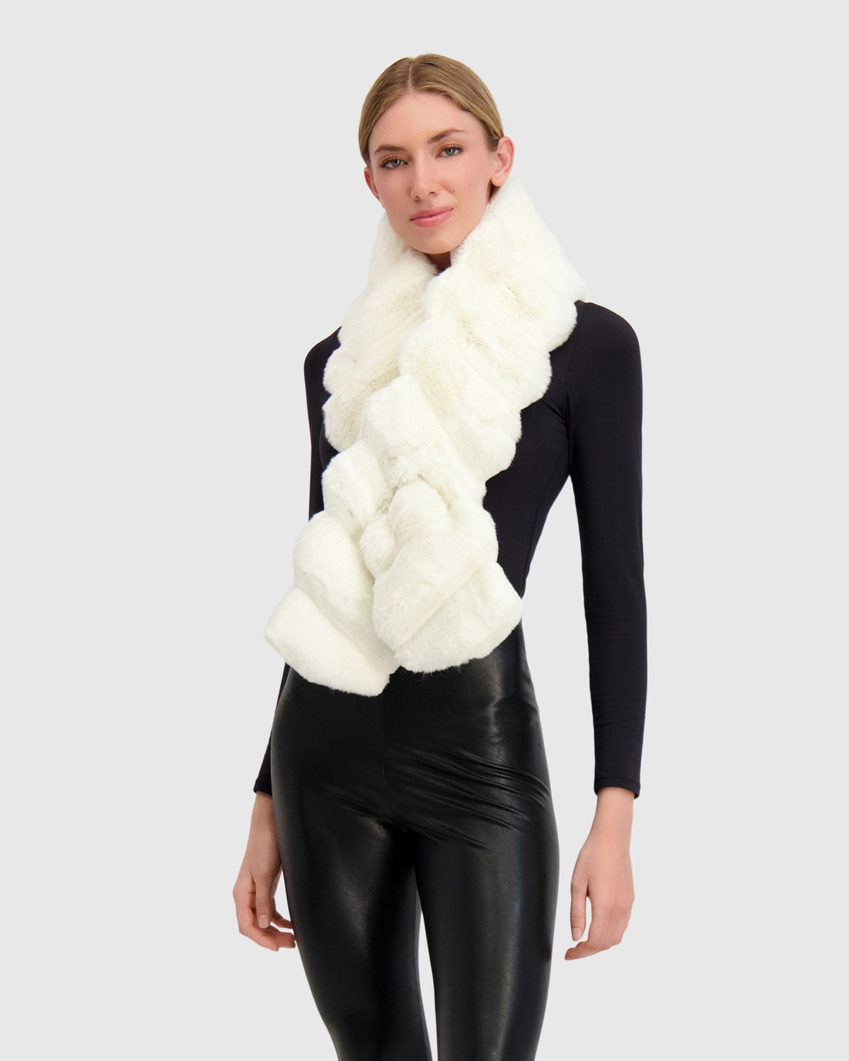 FUR-FREE CHINCHILLA (FAUX FUR) PULL THROUGH SCARF - WHITE CHINCH