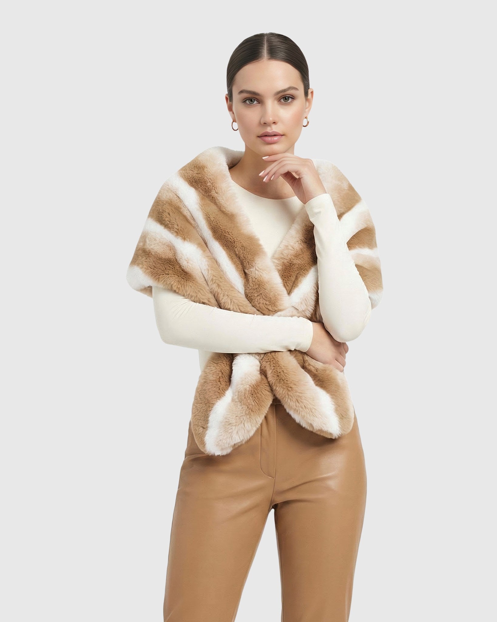 FUR-FREE CHINCHILLA (FAUX FUR) PULL-THROUGH STOLE