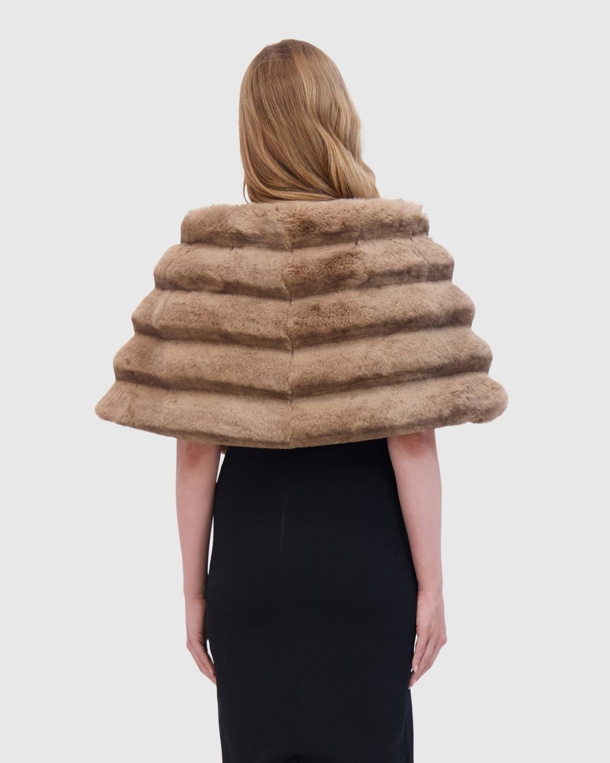 FUR-FREE CHINCHILLA (FAUX FUR) STOLE - CAMEL CHINCH