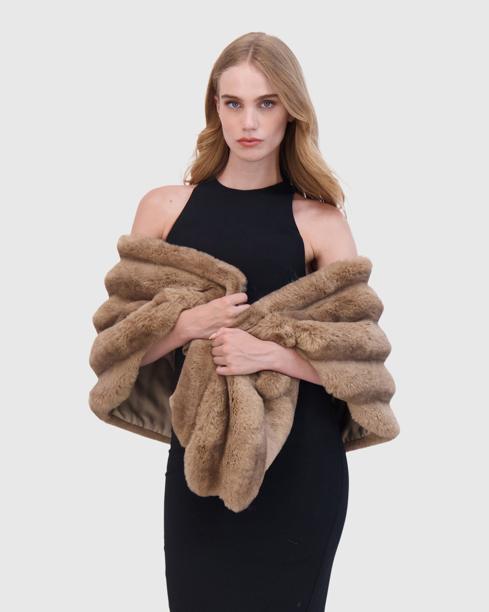 FUR-FREE CHINCHILLA (FAUX FUR) STOLE