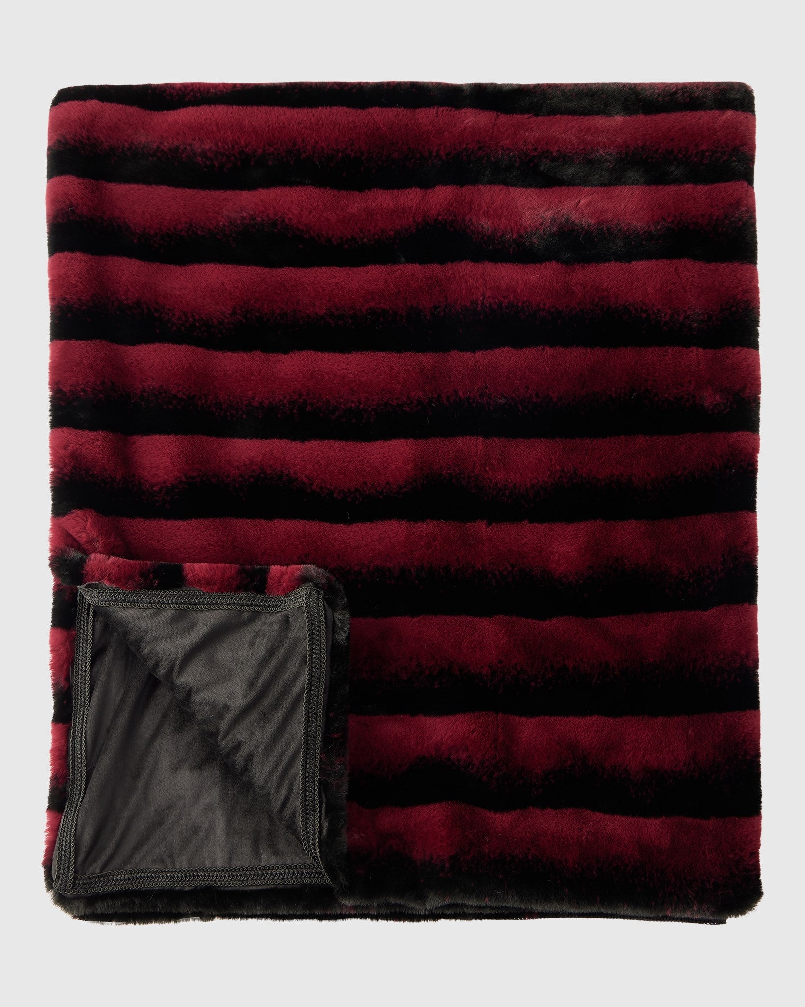 FUR-FREE CHINCHILLA (FAUX FUR) THROW