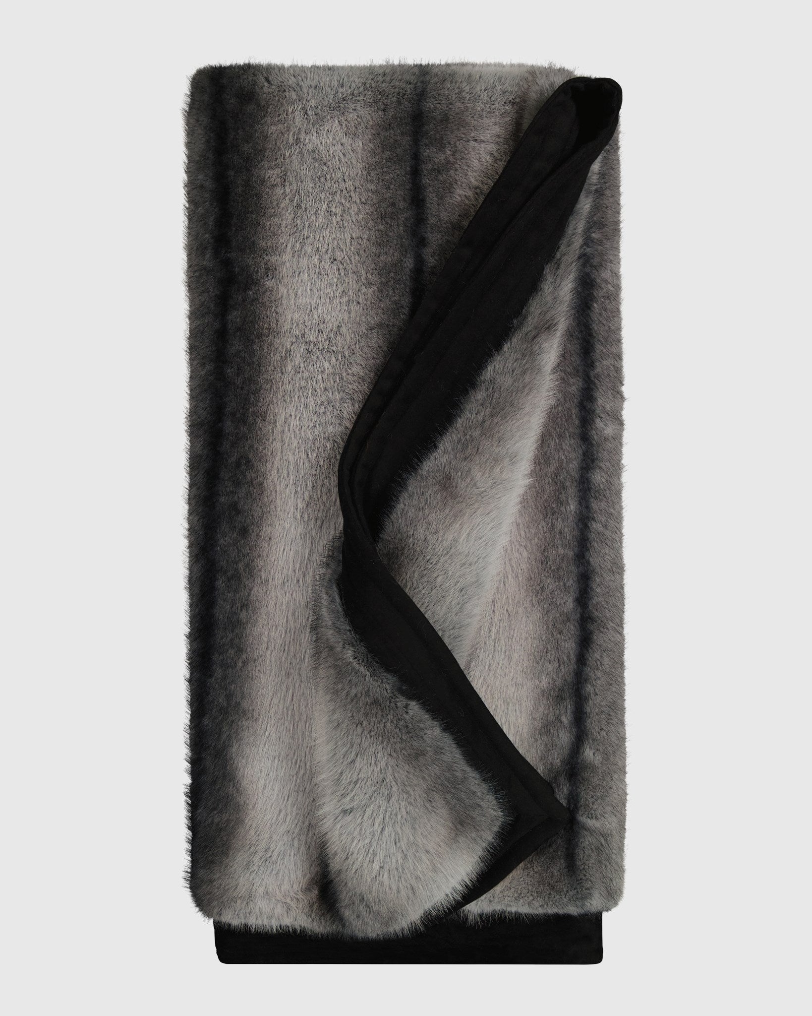 FUR-FREE FOX (FAUX FUR) BLANKET WITH WOOL TRIM