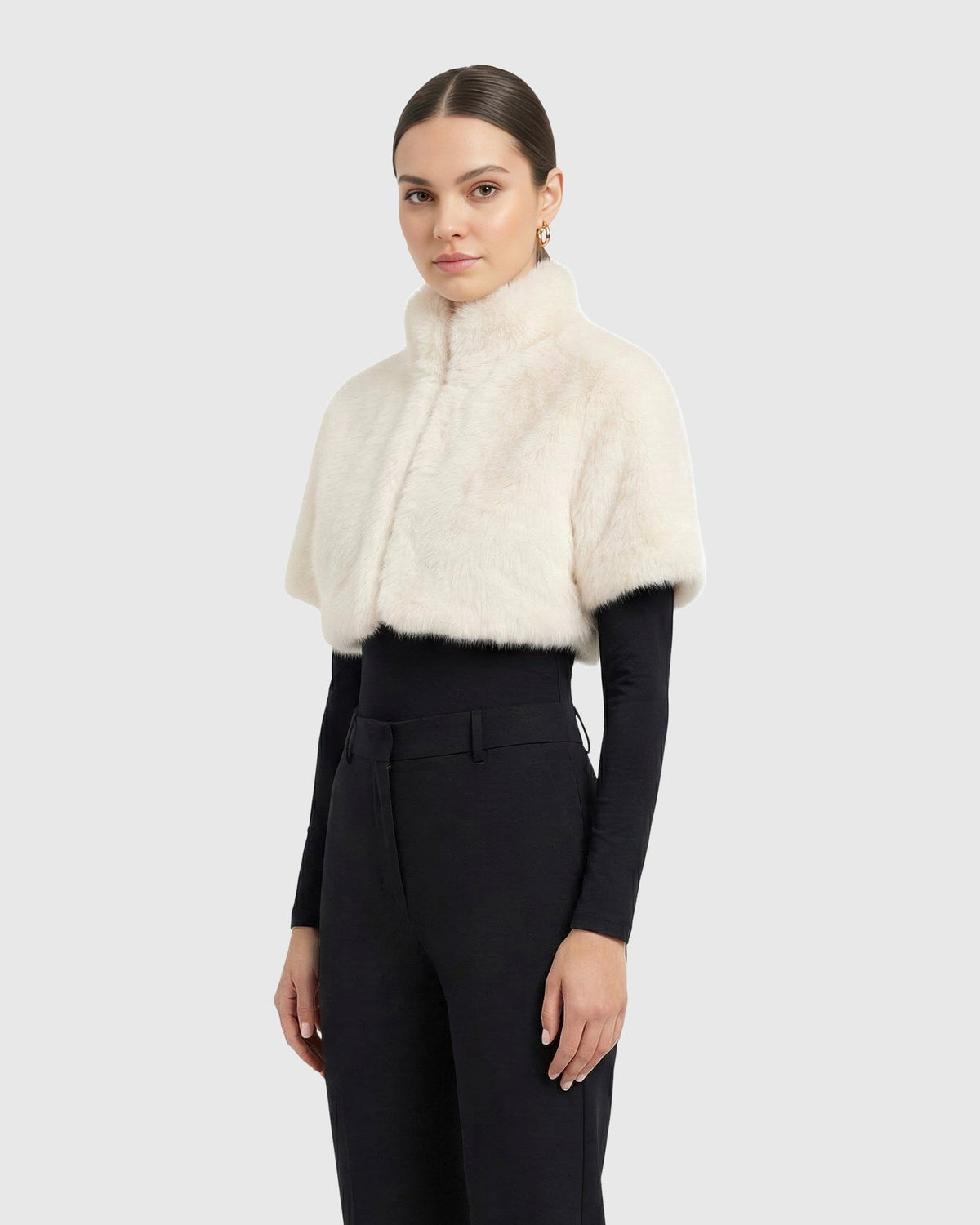 FUR-FREE FOX (FAUX FUR) BOLERO, SHORT SLEEVES - WHITE