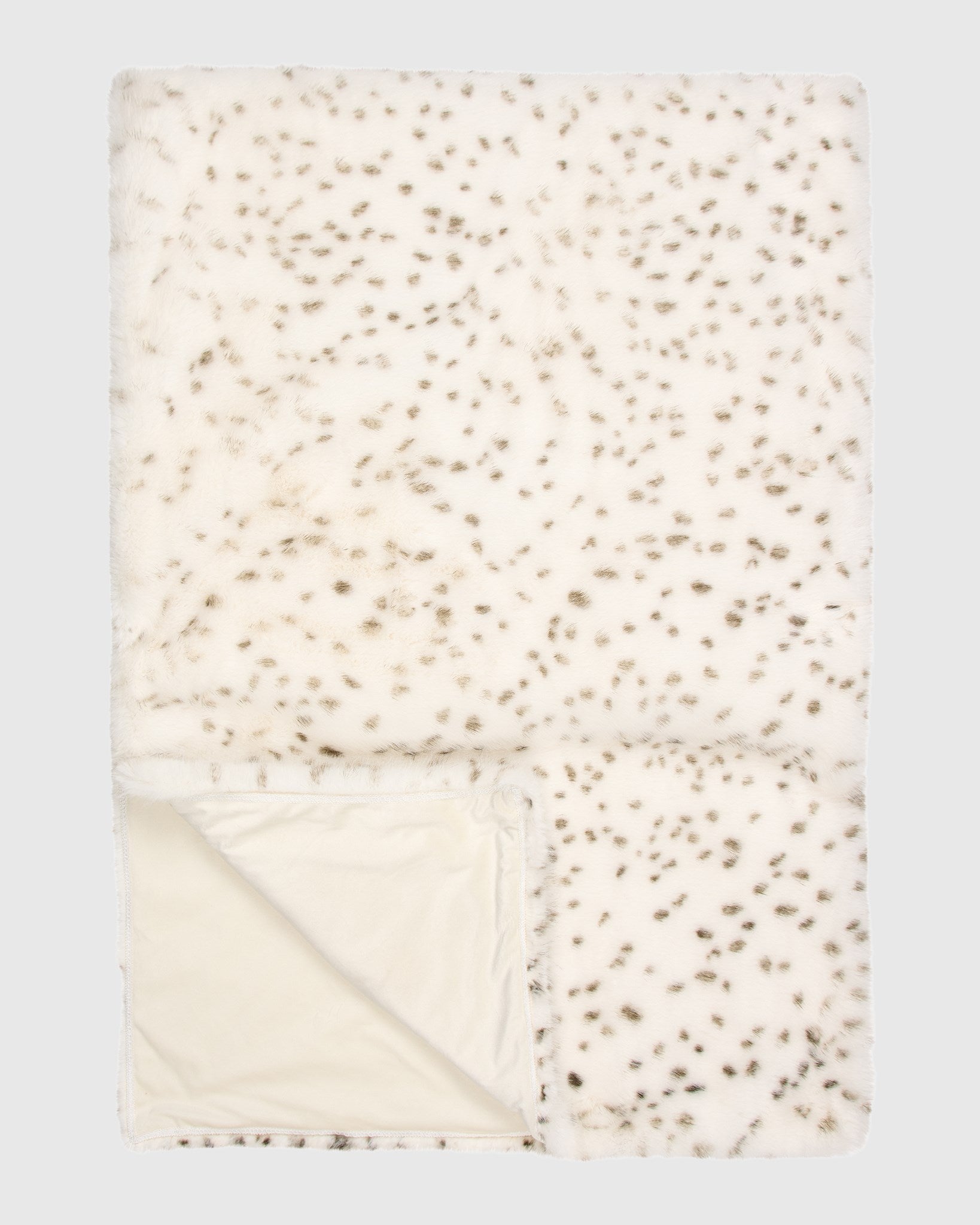 FUR-FREE FOX (FAUX FUR) THROW