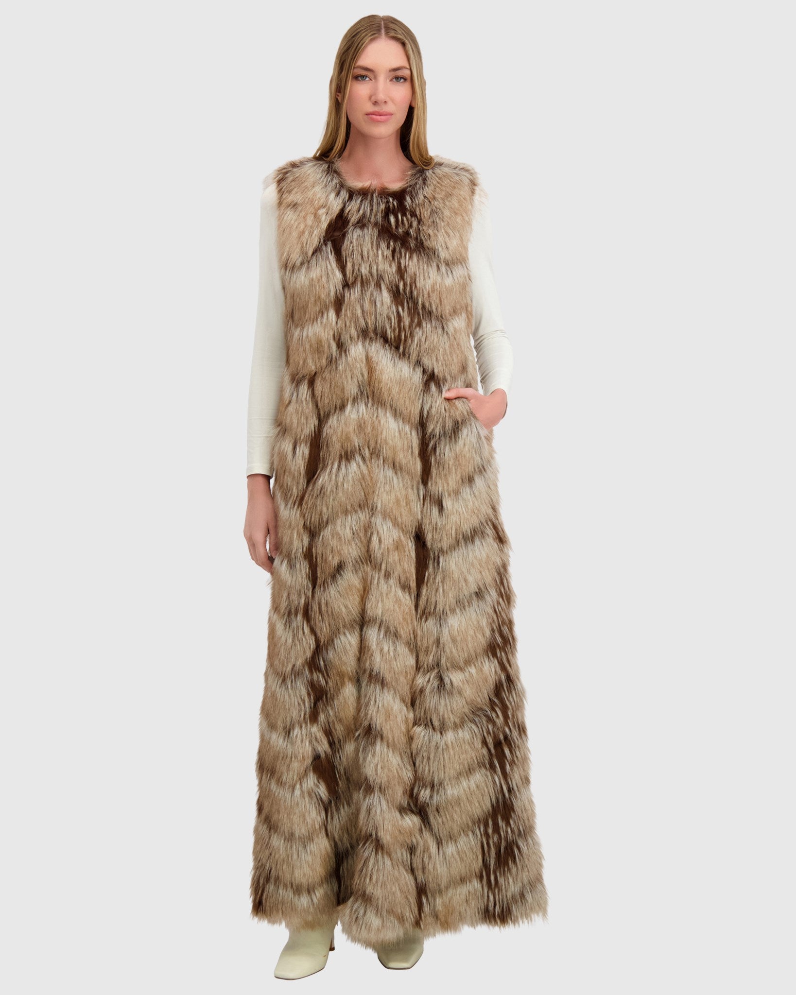 FUR-FREE FOX (FAUX FUR) VEST