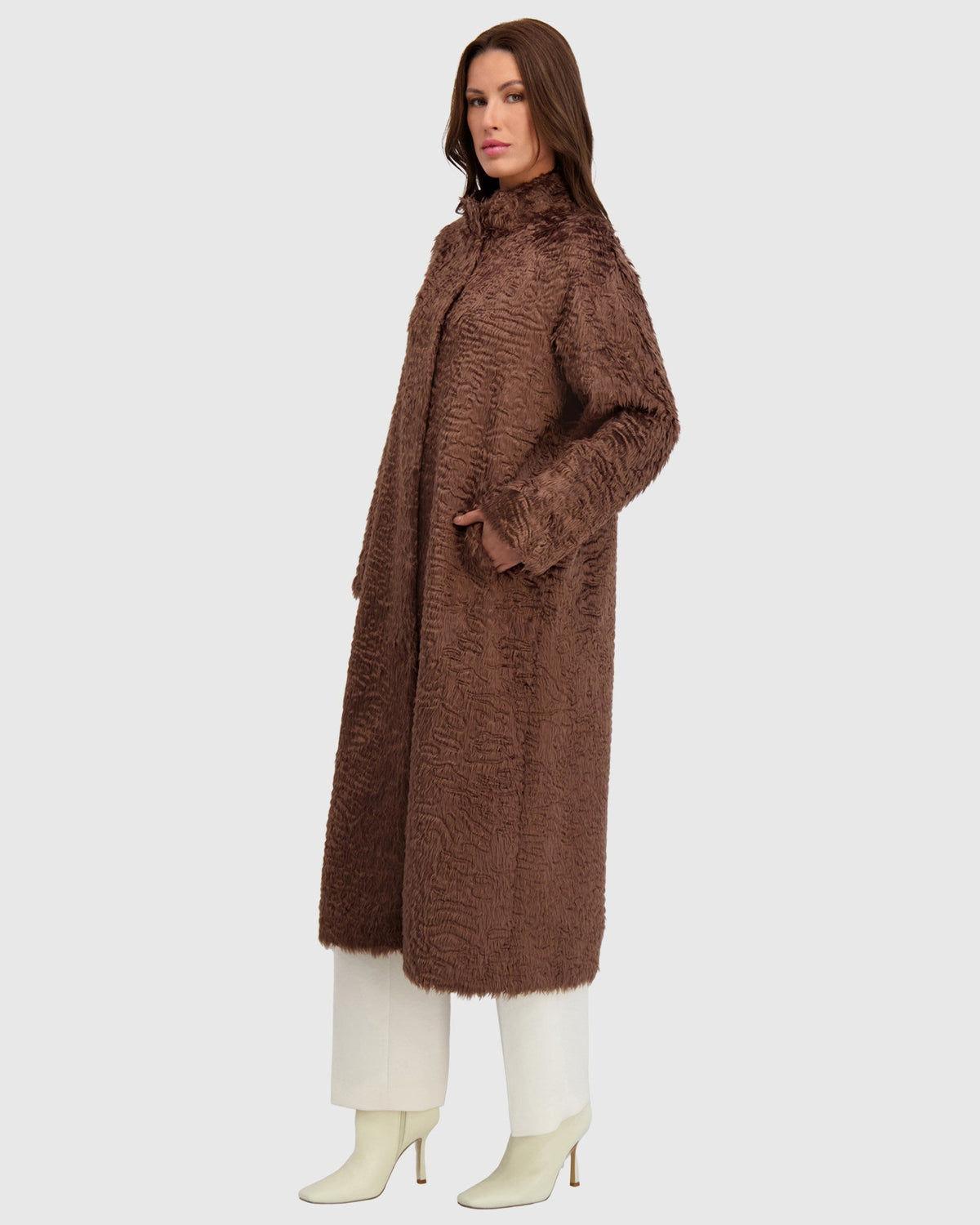 FUR-FREE LAMB (FAUX FUR) COAT - BROWN