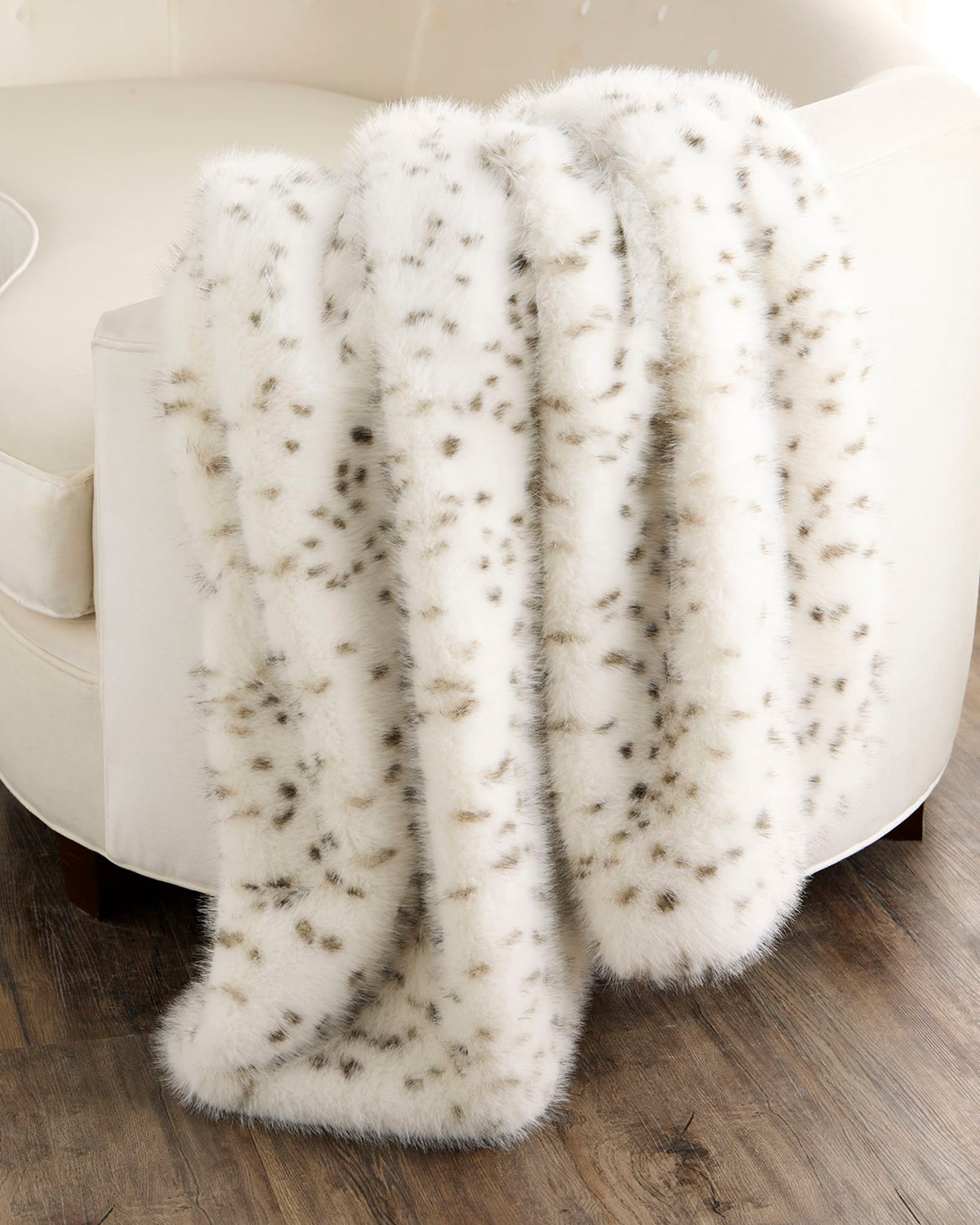 FUR-FREE FOX (FAUX FUR) THROW - WHITE/BLACK SPOTTED