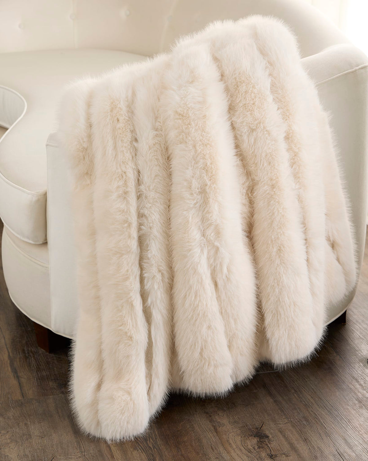 FUR-FREE FOX (FAUX FUR) THROW